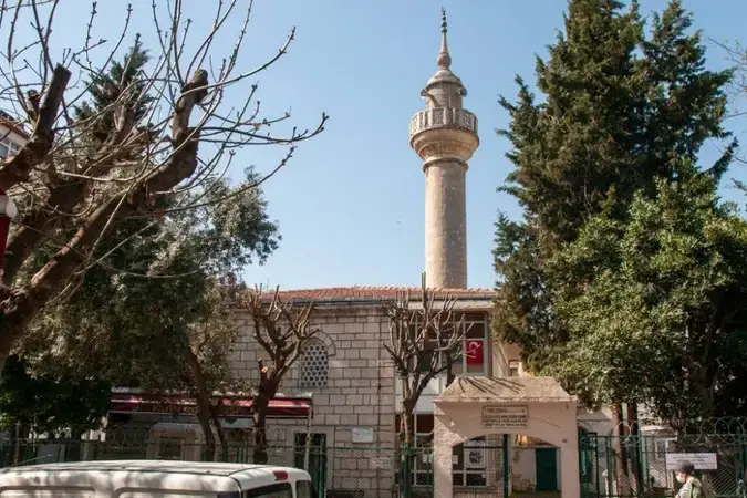 İstanbul Fatih Şeyh Hüsamettin Cami kapak görseli