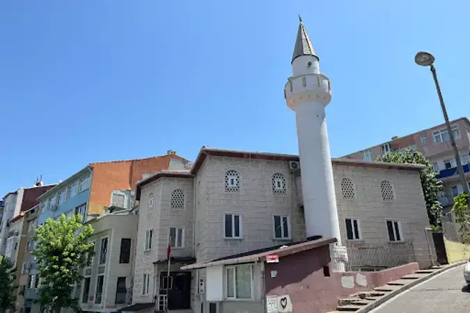 İstanbul Fatih Sinan Ağa Cami kapak görseli