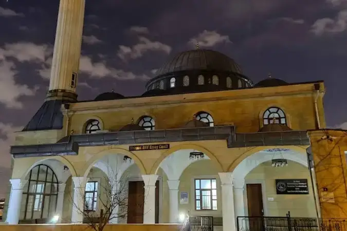 İstanbul Gaziosmanpaşa Mehmet Akif Ersoy Cami kapak görseli