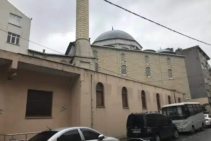 İstanbul Gaziosmanpaşa Barbaros Hayrettin Paşa Mahallesi Hicret Cami kapak görseli