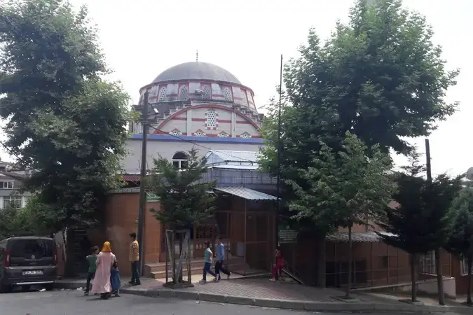 İstanbul Gaziosmanpaşa Hızır Cami kapak görseli
