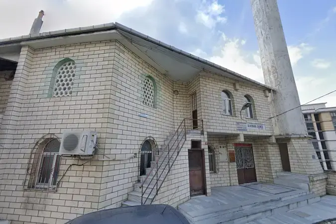 İstanbul Gaziosmanpaşa Kaynak Cami kapak görseli
