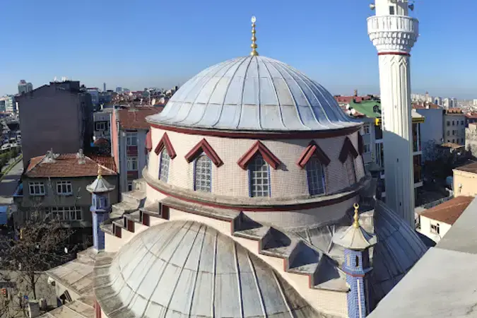 İstanbul Gaziosmanpaşa Sarıgöl Cami kapak görseli