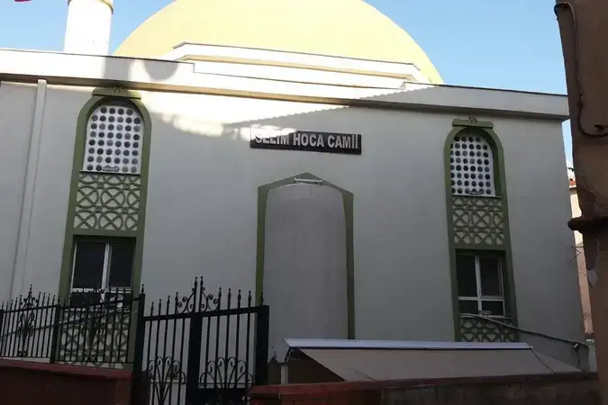 İstanbul Gaziosmanpaşa Selim Hoca Cami kapak görseli