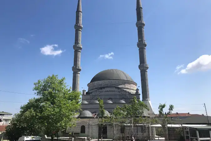 İstanbul Gaziosmanpaşa Tepebaşı Yıldız Cami kapak görseli