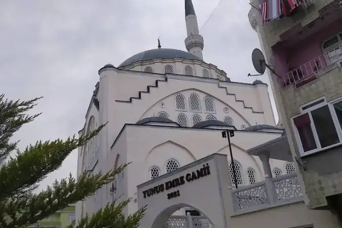 İstanbul Gaziosmanpaşa Yunus Emre Cami kapak görseli