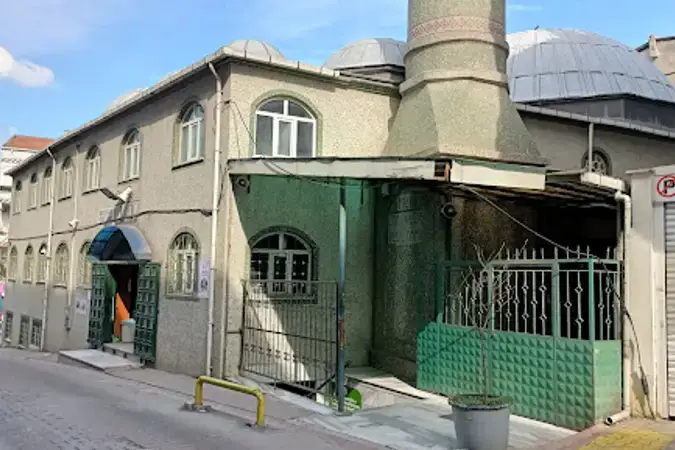 İstanbul Gaziosmanpaşa Yeşil Cami kapak görseli