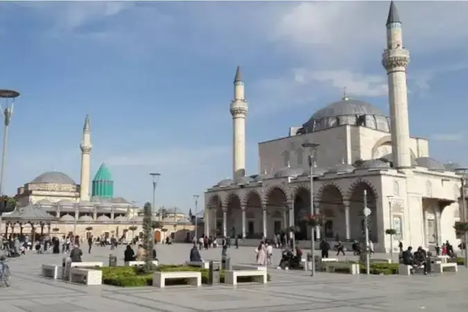 İstanbul Güngören Mevlana Cami kapak görseli