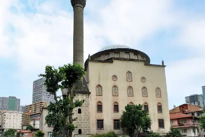 İstanbul Kadıköy Fikirtepe Yeni Cami kapak görseli
