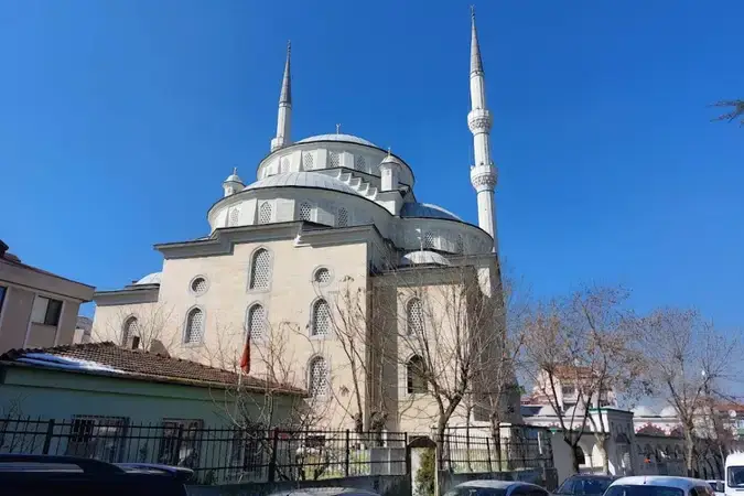 İstanbul Kağıthane Gürsel Mahallesi Merkez Cami kapak görseli