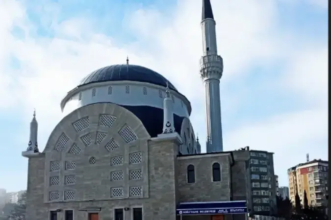 İstanbul Kağıthane Hamidiye Hacı Kenan Cami kapak görseli