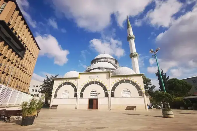 İstanbul Kağıthane Harmantepe Cami kapak görseli