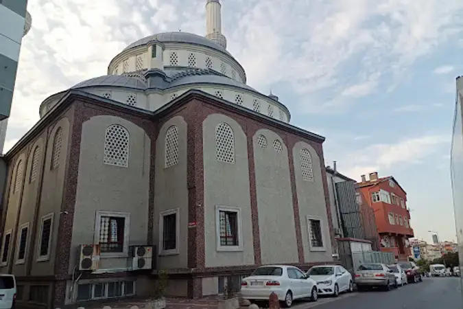 İstanbul Kağıthane Hasan Fehmi Özsüt Cami kapak görseli