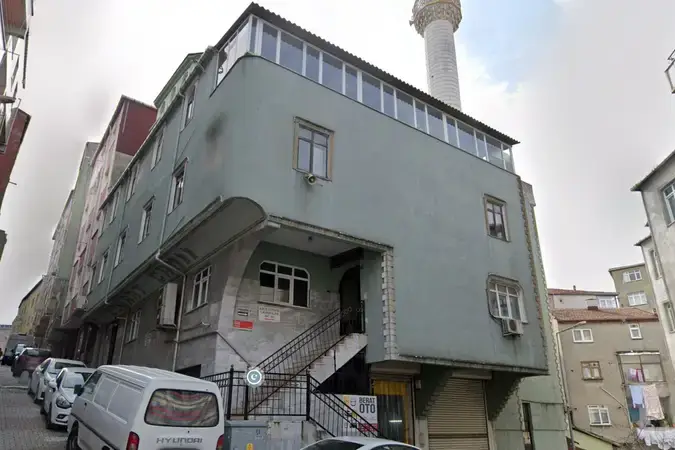 İstanbul Kağıthane Okmeydanı Berat Cami kapak görseli