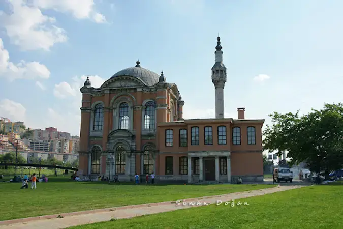 İstanbul Kağıthane Sadabat Cami kapak görseli