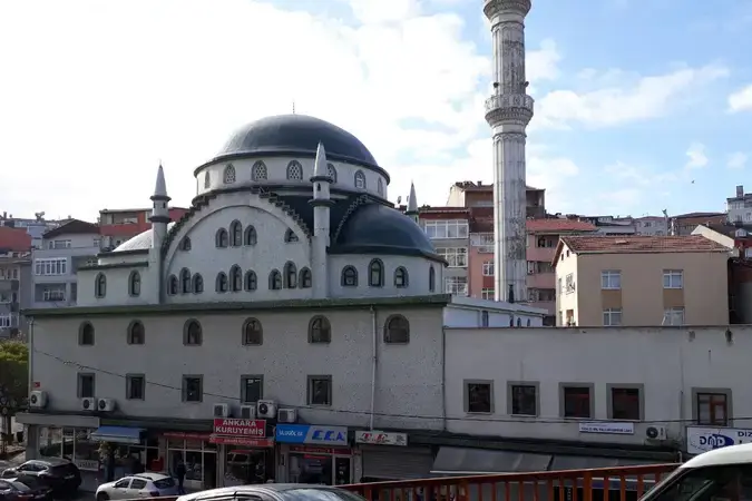 İstanbul Kağıthane Yeşilce Mahallesi Halilurrahman Cami kapak görseli