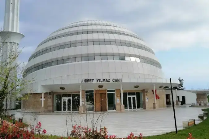 İstanbul Kartal Ahmet Yılmaz Cami kapak görseli