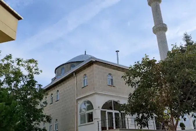 İstanbul Kartal Esentepe Kültür Fazilet Cami kapak görseli