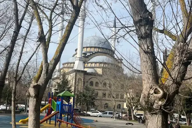 İstanbul Kartal Nursen Özdayi Safa Cami kapak görseli