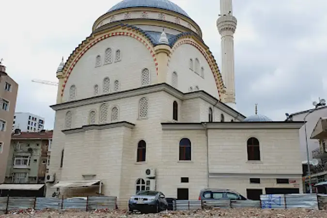 İstanbul Kartal Tamirhane (Orhantepe Merkez) Cami kapak görseli