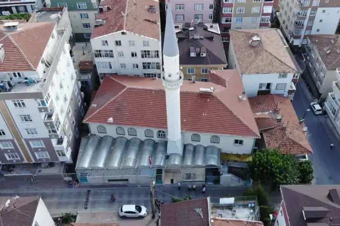 İstanbul Küçükçekmece Kanarya Taşocakları Ulu Cami kapak görseli