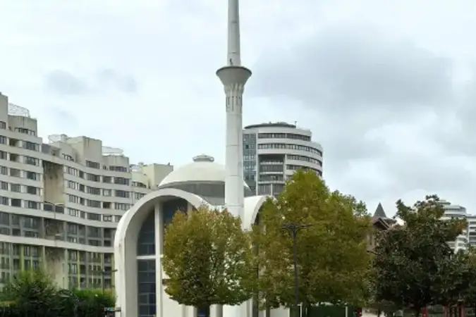 İstanbul Küçükçekmece Hacı Fatma Hanım Cami kapak görseli