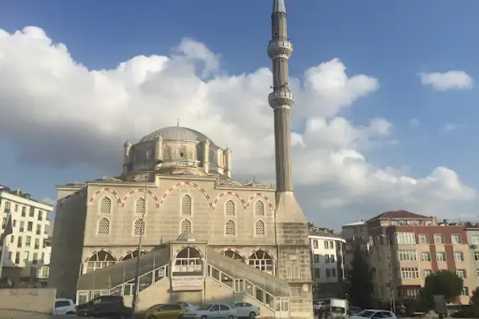 İstanbul Küçükçekmece Halkalı Gültepe Cami kapak görseli