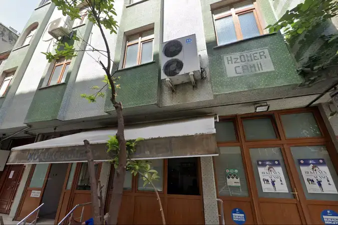 İstanbul Küçükçekmece Hz. Ömer Cami kapak görseli