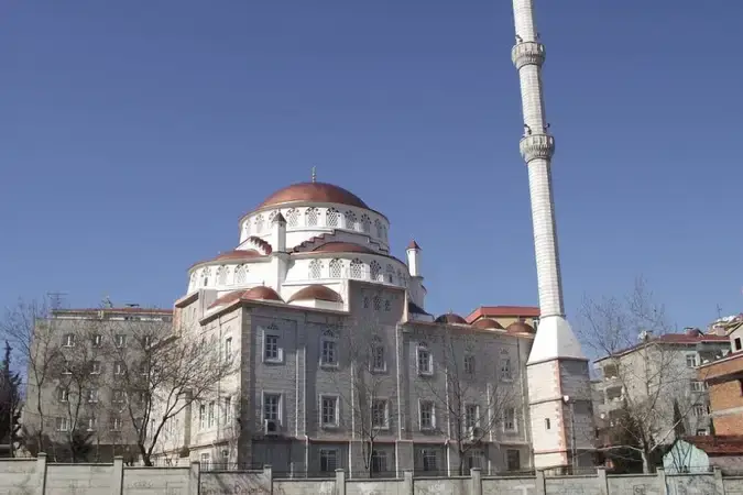 İstanbul Küçükçekmece İnönü Mahallesi Akşemsettin Cami kapak görseli