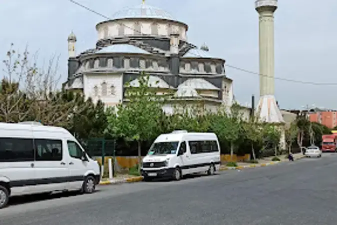 İstanbul Küçükçekmece Söğütlü Çeşme Fatih Cami kapak görseli