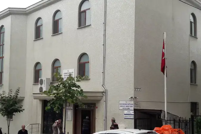 İstanbul Küçükçekmece Sarayaltı Arafat Cami kapak görseli