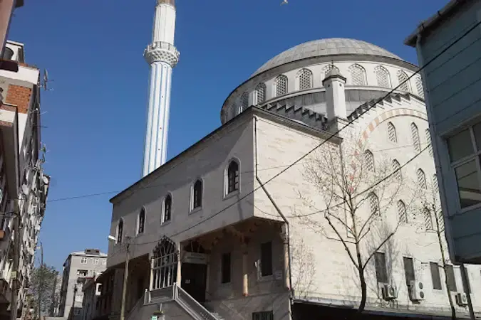 İstanbul Küçükçekmece Yeşilova Merkez Cami kapak görseli