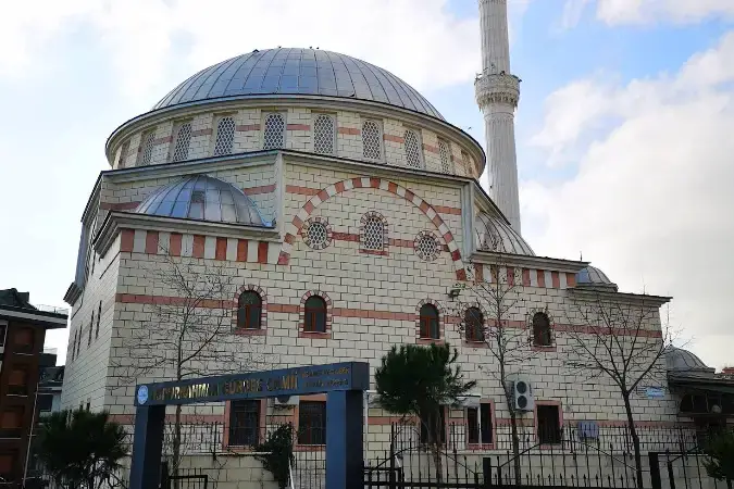 İstanbul Maltepe Abdurrahman Gürses Cami kapak görseli