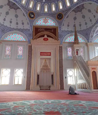 İstanbul Maltepe Esenyurt Cami kapak görseli