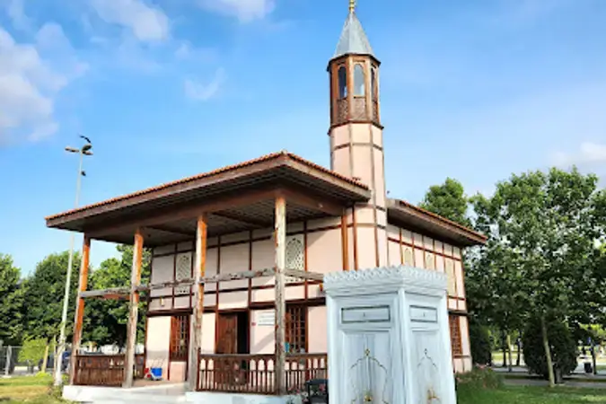 İstanbul Maltepe Hz. Ömer Cami kapak görseli
