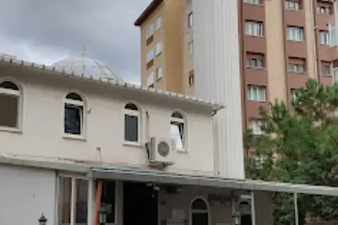İstanbul Maltepe Kuba Cami kapak görseli