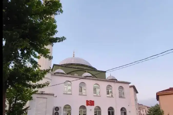 İstanbul Maltepe Kılavuz Çayırı Cami kapak görseli
