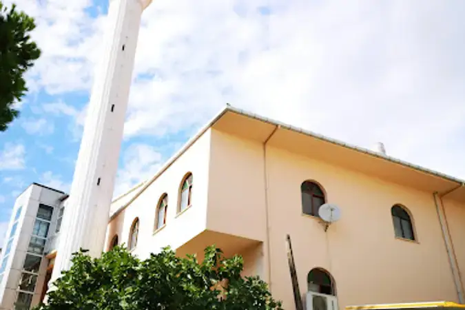 İstanbul Maltepe Yavuz Selim Cami kapak görseli