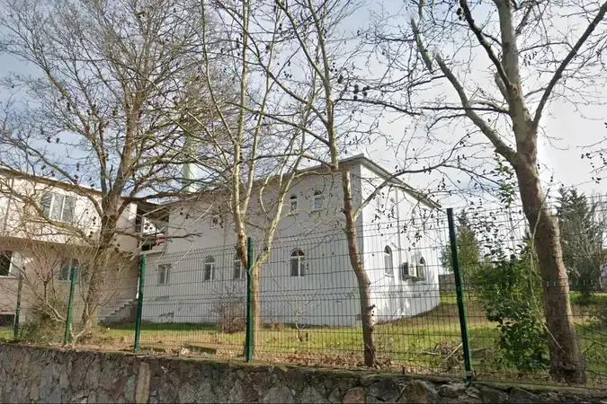 İstanbul Pendik Göçbeyli Mahallesi Cami kapak görseli