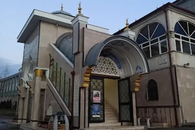 İstanbul Pendik Dolayoba Velibaba Yeni Cami kapak görseli