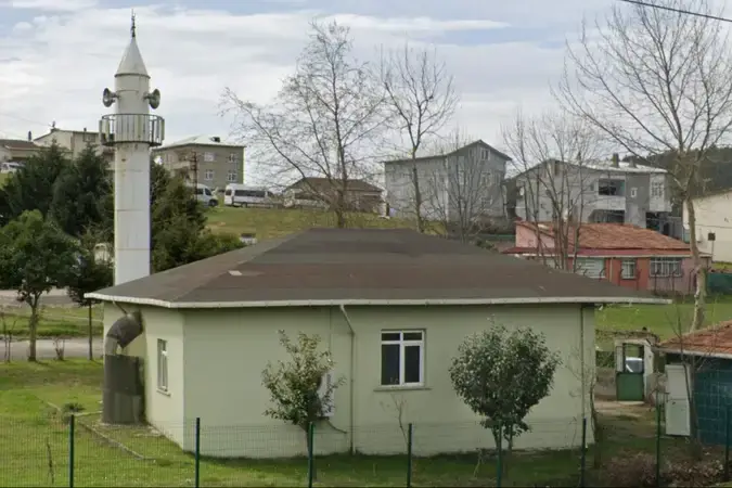 İstanbul Pendik Kurna Mahallesi Erdemkent Halil Gönenç Cami kapak görseli