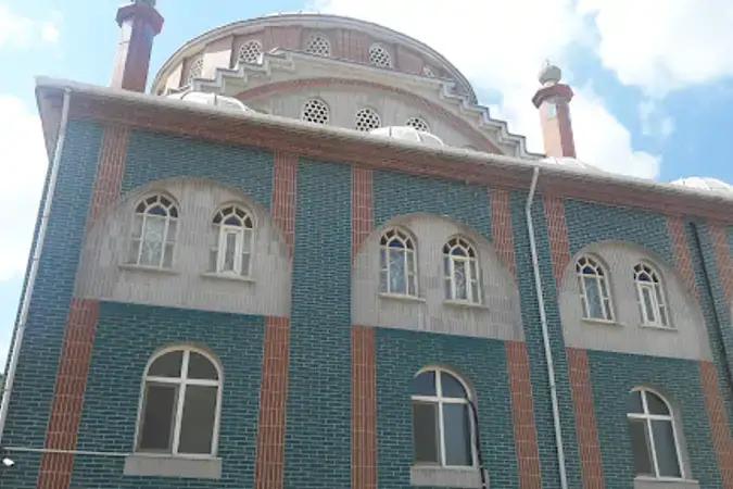 İstanbul Pendik Sülüntepe Ahmet Tevetoğlu Cami kapak görseli