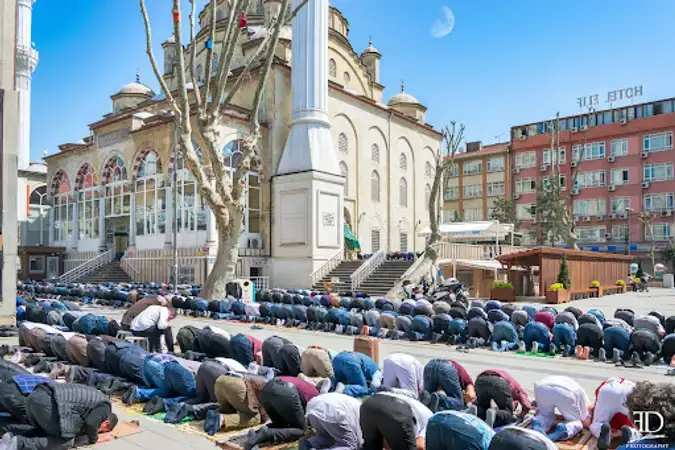 İstanbul Pendik Pendik Çarşı Cami kapak görseli