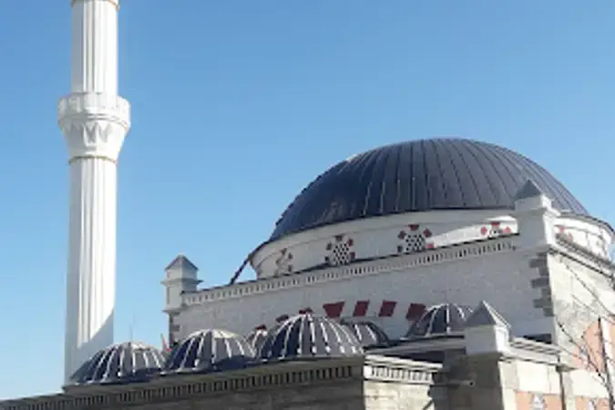 İstanbul Pendik Tepe Cami (Alvarlı Efe Hz. Cami) kapak görseli