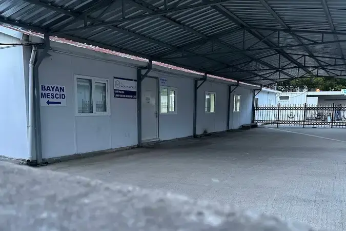 İstanbul Sancaktepe Sehit Prof. Dr. İlhan Varank Hastane Cami kapak görseli