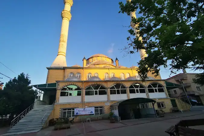 İstanbul Sancaktepe Yenidoğan Mehtap Cami kapak görseli