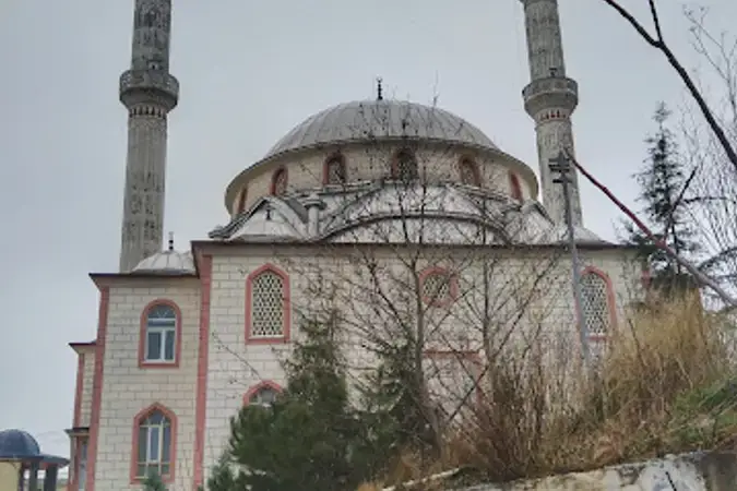 İstanbul Sarıyer Boğazkent Fatih Sultan Mehmet Cami kapak görseli