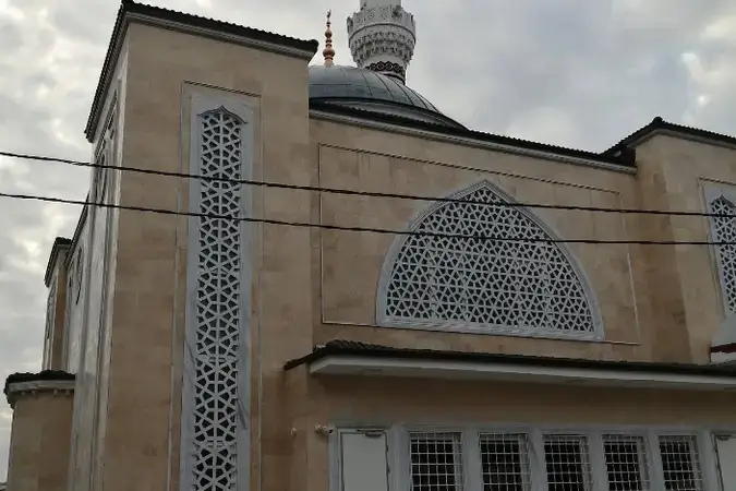 İstanbul Sarıyer Ferahevler Hacı Müşire Karakuş Cami kapak görseli
