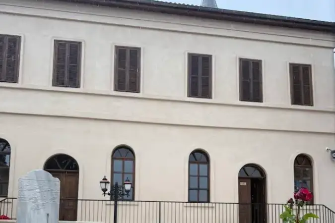 İstanbul Sarıyer Kireçburnu Gümrükçü İshak Ağa Cami kapak görseli