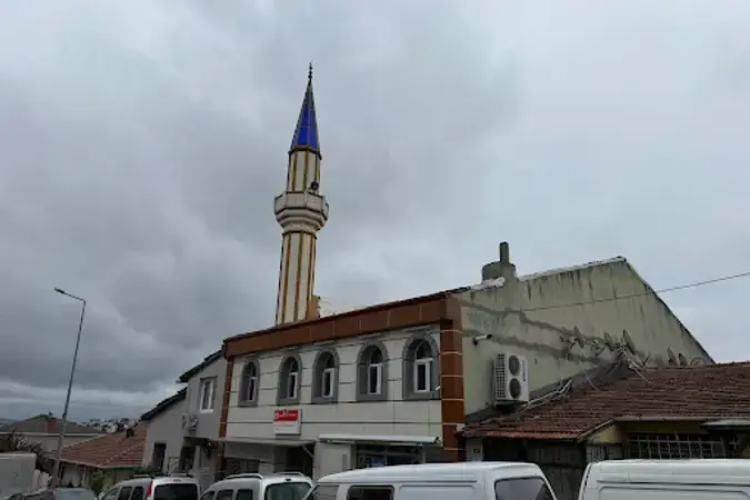 İstanbul Sarıyer Pınar Mahallesi Yeni Cami kapak görseli